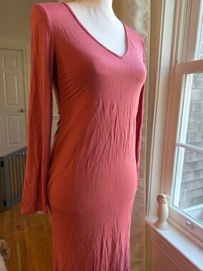 V-Neck Long Sleeve maternity Maxi pink blush Dress in Dusty Rose size S NWT